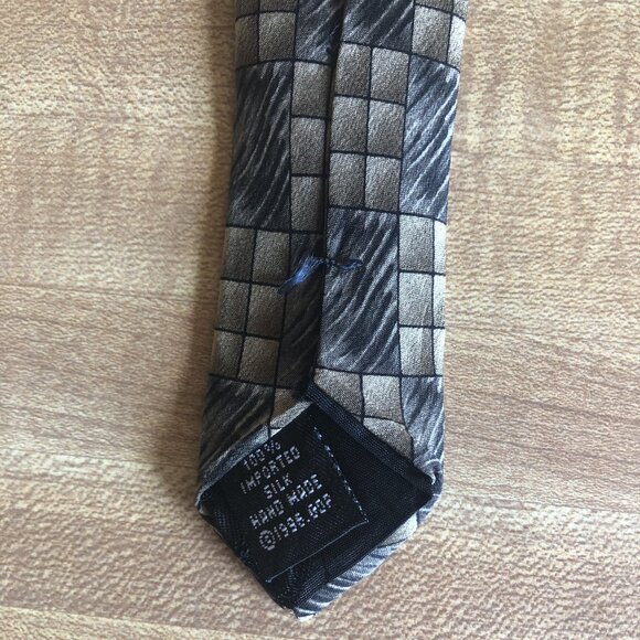 Grateful Dead - Rectangular Pattern Tie - Picture 4 of 4